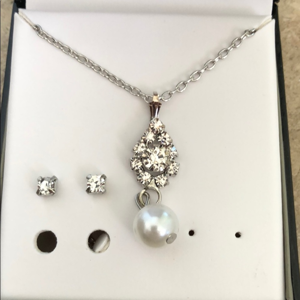 Necklace CBC